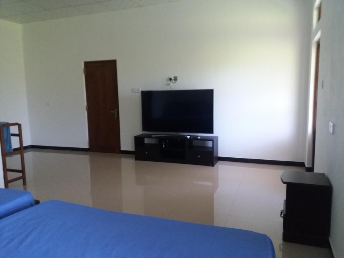 Amawin Resort Hambantota Eksteriør billede